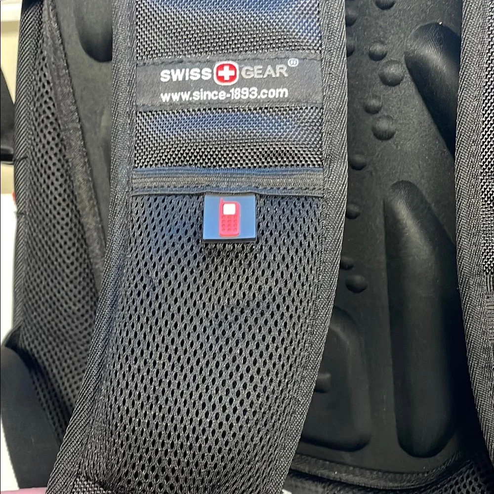 SwissGear Black Backpack with Padded Straps and Multiple Compartments